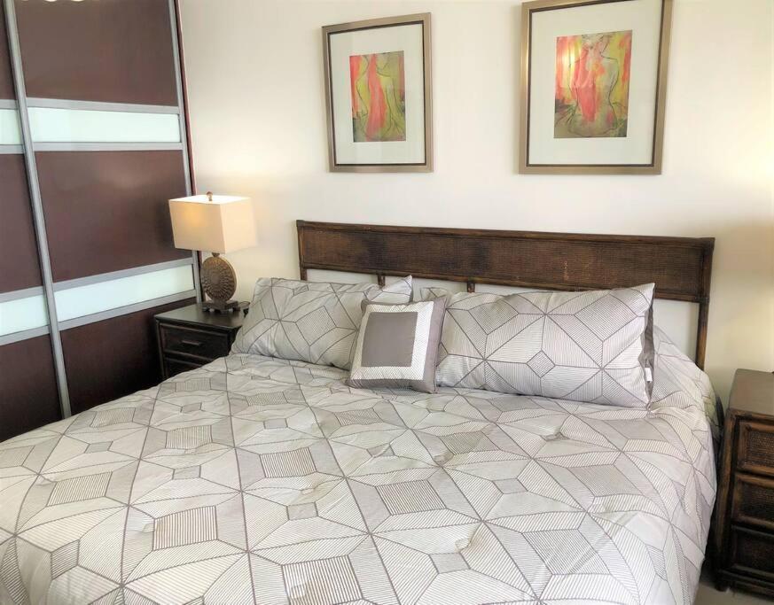Beachfront Getaway For Two! 우마카오 외부 사진